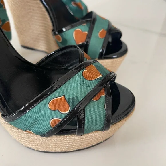 AUTHENTIC GUCCI RUNWAY WEDGE SANDALS - Picture 8 of 17